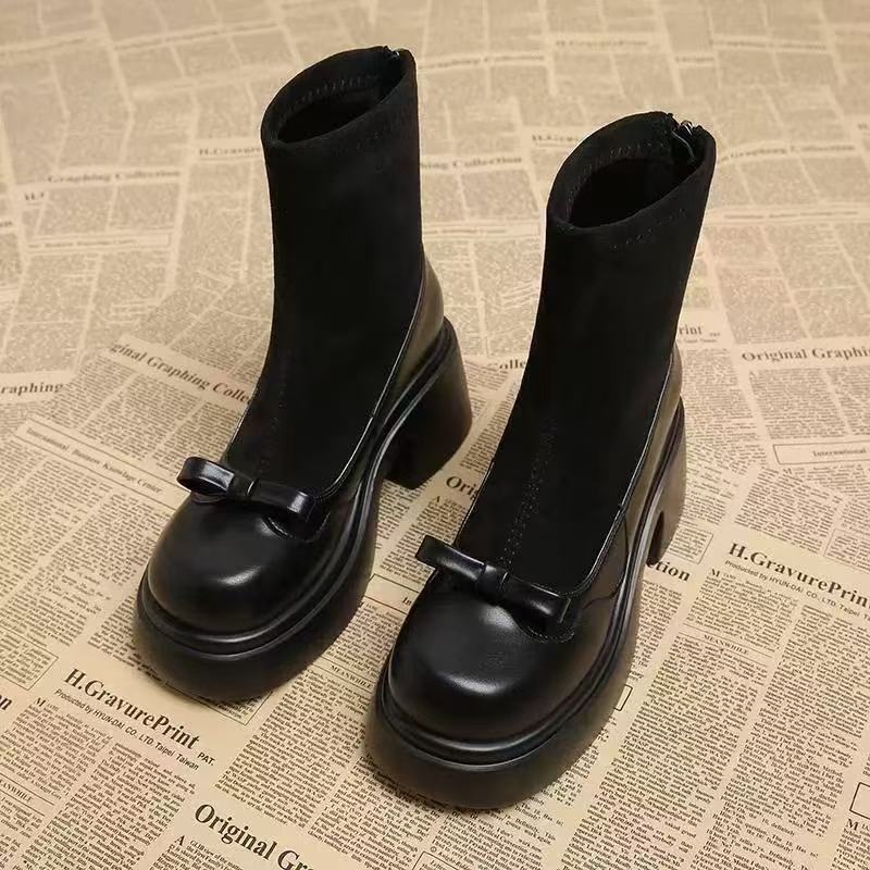 Chic Ankle Boots with Bow Detail and Platform Heel