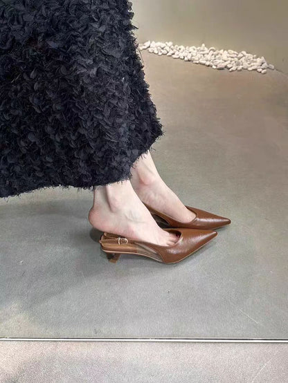 Vintage Embossed White Pointed Slingback Heels │ French-Inspired Workwear Elegance