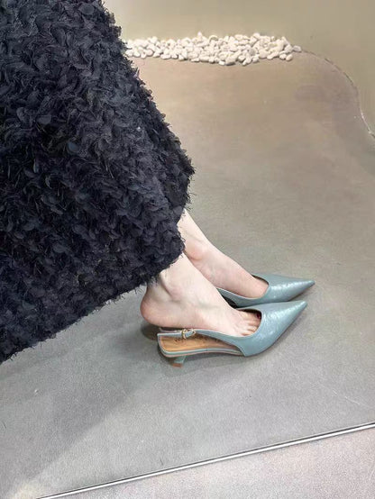 Vintage Embossed White Pointed Slingback Heels │ French-Inspired Workwear Elegance